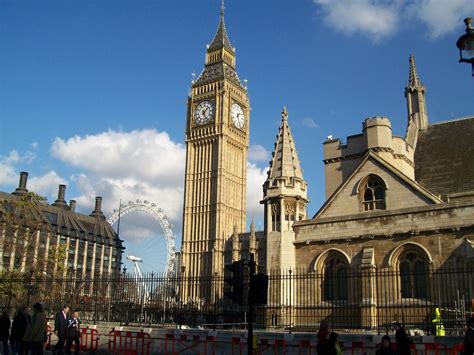 Big Ben, London | London Eye and Big Ben. Featured in ...