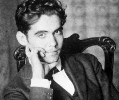 Biografía de Federico García Lorca   [Su historia RESUMIDA]