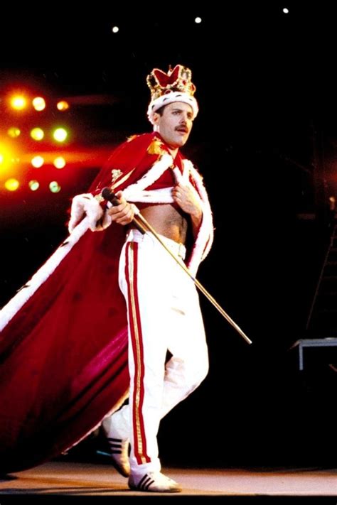 Biografia de Freddie Mercury: tudo sobre o cantor do Queen ...