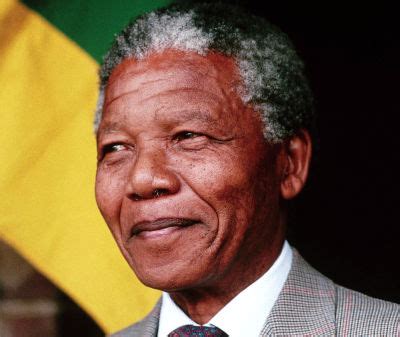 Biografía de Nelson Mandela   ¡Te DESVELAMOS su VIDA!