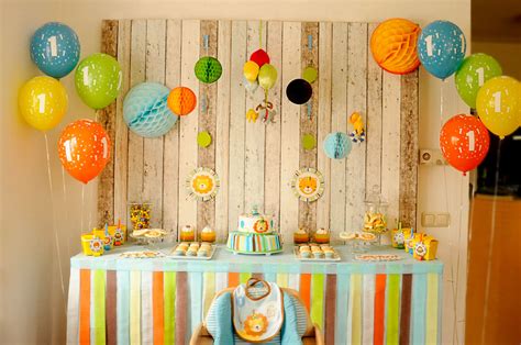 Birthday Balloons Decorating Ideas | Time for the Holidays