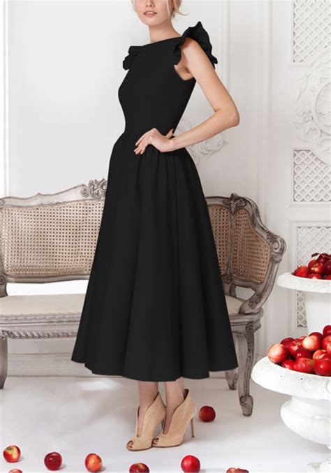 Black Plain Pleated Round Neck Elegant Midi Dress   Midi Dresses   Dresses