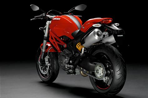 Black Rider: Ducati Monster 796