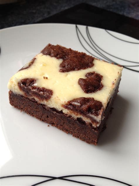 Black & White Chocolate Cheesecake Bars | Baking Bad