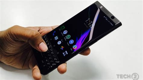 BlackBerry 5G Android phone with a physical keyboard to be ...