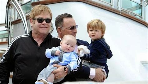 Blog Érica Carreiro: ELTON JOHN E DAVID FURNISH SE CASAM NA PRÓXIMA SEMANA