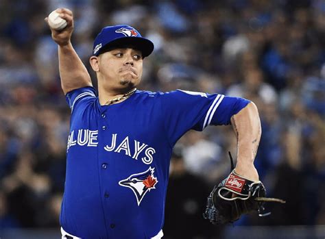 Blue Jays closer Roberto Osuna questionable for Game 1 ...