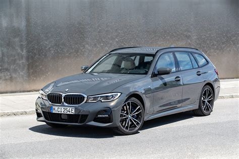 BMW 330e Touring   Is This The Ideal Sports Wagon?