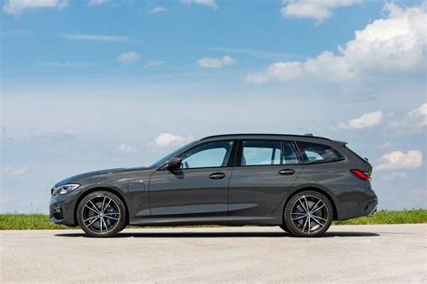 BMW 330e Touring   Is This The Ideal Sports Wagon?