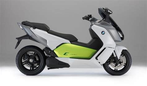 BMW presenta una versión evolucionada de la motocicleta eléctrica BMW C