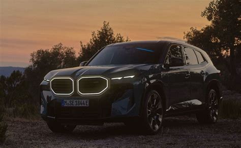 BMW XM 2023, nueva camioneta híbrida de 735 caballos de potencia