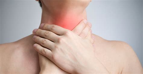 Bolitas en el cuello  nódulos : 6 principales causas y qué ...