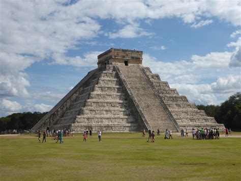 Bones Abroad: Chichén Itzá in Mexico’s Yucatan Peninsula ...