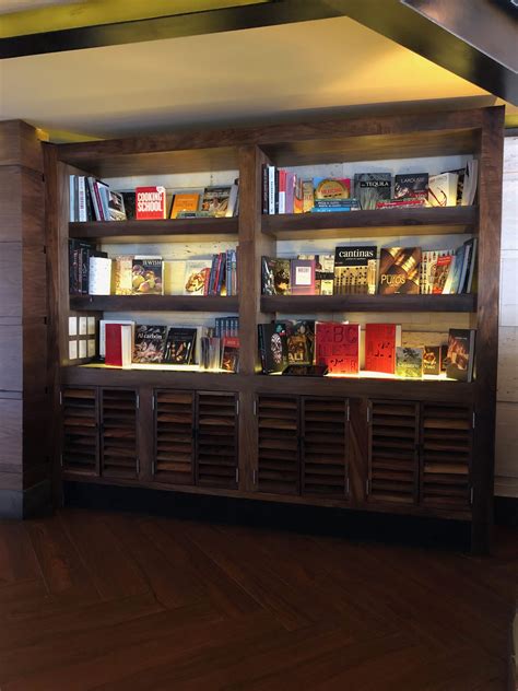 Book shelves | Muebles, Restaurantes, Cantinas