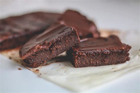 Brownies veganos de porotos negros | HazteVeg.com