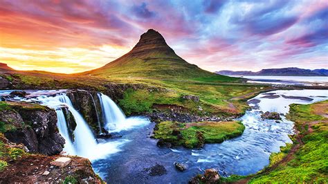 Bucket List Things to do in Iceland | Wanderlust Crew