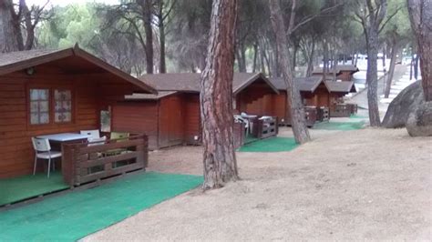 Bungalows Ardilla Roja en San Martín de Valdeiglesias ...