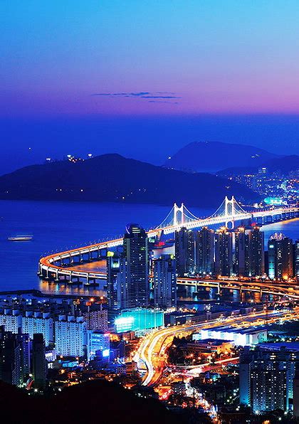 Busan, South Korea 이미지 포함  | 여행, 아시아 여행, 여행지