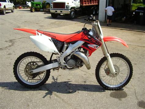 Buy VERY NICE 2002 HONDA CR 125 DIRT BIKE A LOF OF on 2040 ...