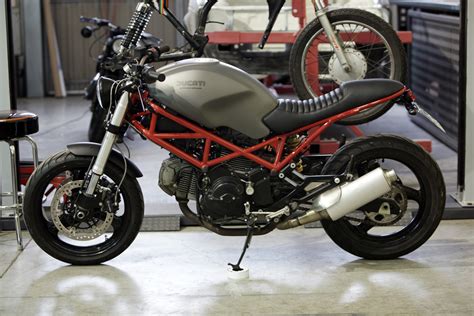 CafeRacerDreams: Ducati Monster 695 by Cafe Racer Dreams