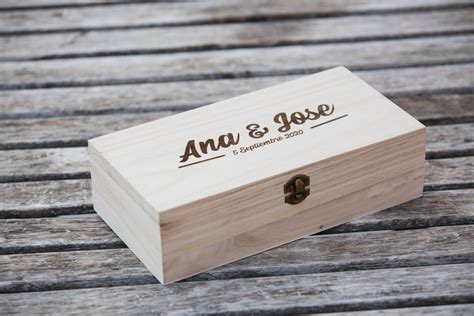 Cajas de madera personalizada con grabado laser para regalos