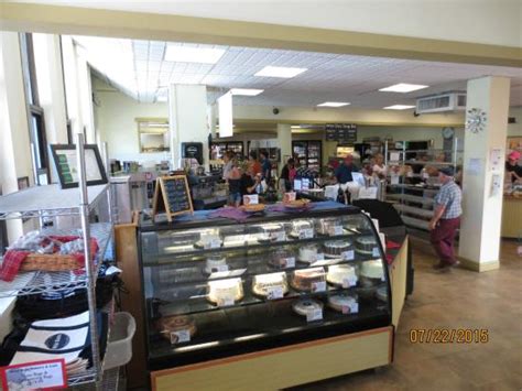 cake display case   Picture of Wild Oats Bakery & Cafe ...