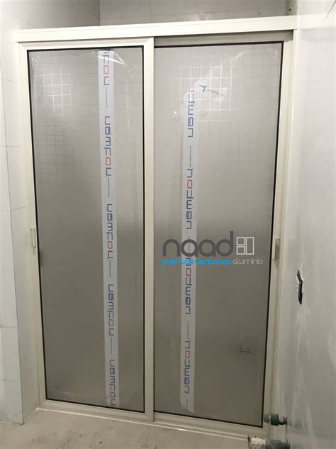 Cancel de baño en aluminio y plastico – NAAD