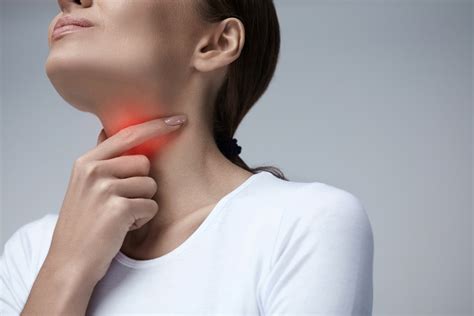 Câncer de garganta   conheça os sintomas, diagnóstico e ...