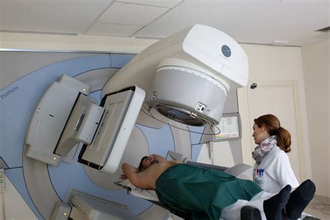 Cáncer de próstata: Radioterapia de alta precisión para ...