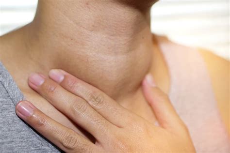 Cáncer de tiroides: Principales síntomas en mujeres ...