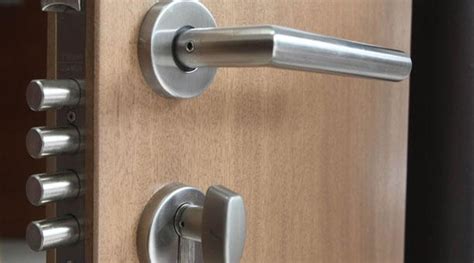 Características de las cerraduras para puertas de madera – Cerraduras ...