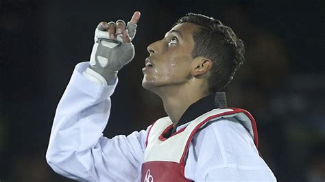 Carlos Navarro asegura medalla de bronce en el Mundial de Taekwondo en ...
