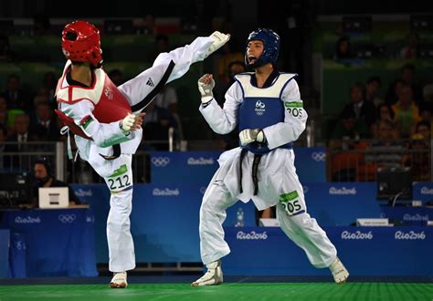 Carlos Navarro muestra poder en debut de taekwondo en Río   Grupo Milenio