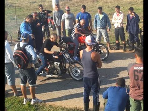 Carreras ilegales de motos en Cuba   YouTube