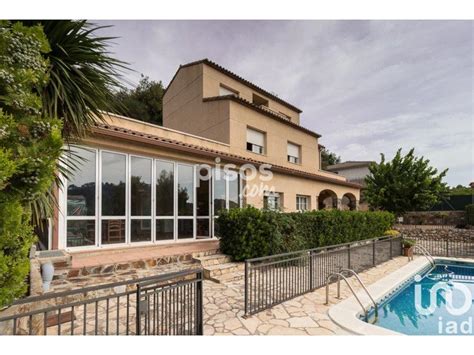 Casa en venta en Residencial en Corbera de Llobregat por ...