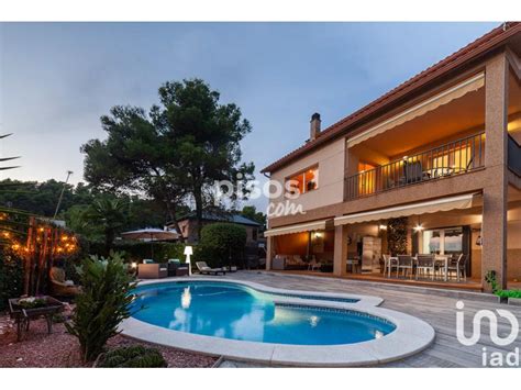 Casa en venta en Residencial en Corbera de Llobregat por ...