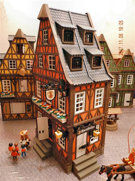 Casa roja de playmobil cuatruple | Casas de muñecas ...