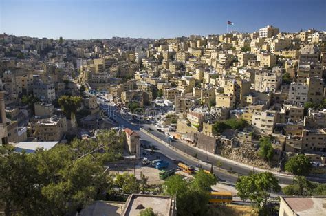 Casas En La Capital De Jordania De Amman Imagen de archivo ...