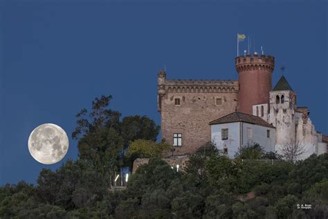 Castelldefels Castle | Pic by Antonio Rojo [2048x1365] : ImagesOfSpain