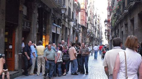 Casvo Viejo Bilbao Comercios Hosteleria:  Primero los vecinos y luego ...