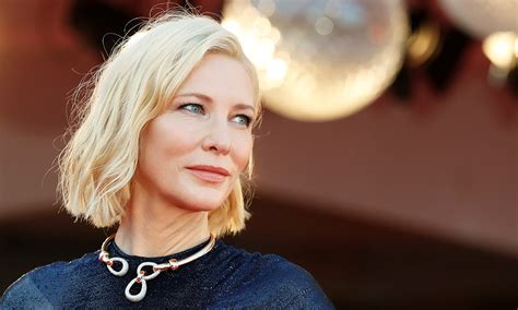 Cate Blanchett recibe el primer Goya internacional