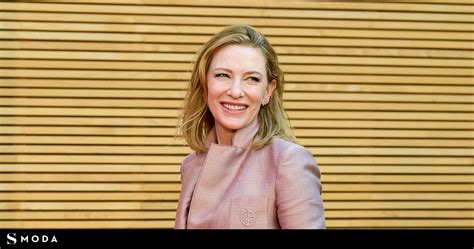 Cate Blanchett se rinde a la comodidad a su llegada a Valencia