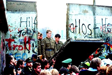 Causas de la creación del muro de Berlín