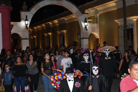 Celebra Rosario su primer Festival de Día de Muertos