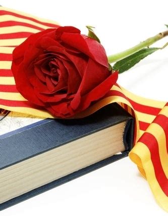 Celebra Sant Jordi en Cataluña   Blog de Viajes   eDreams