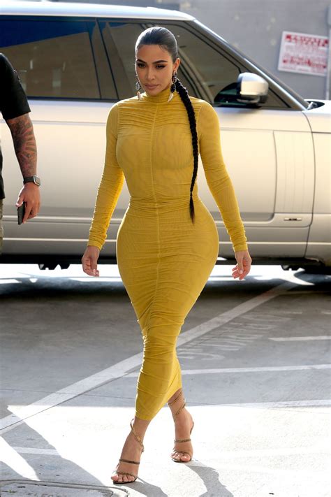 Celebramos el cumpleaños de Kim Kardashian con sus looks   Inspiración ...