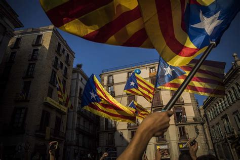 Celebran la independencia de Cataluña   Proceso