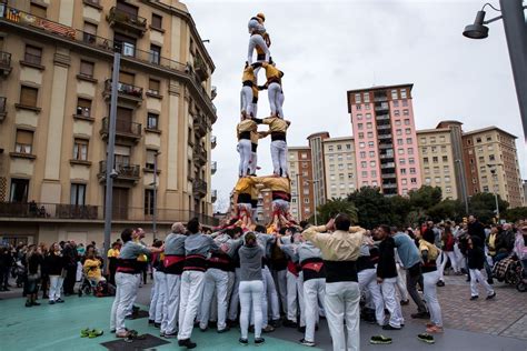 Celebrate El Dia de Sant Jordi in Barcelona  April 23rd    Driftwood ...
