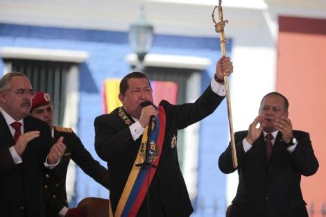 Chávez pide a los votantes que recuerden cómo el capitalismo  fracasó ...