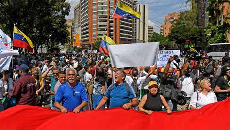 Chavismo y oposición miden fuerzas con 2 movilizaciones en el centro de ...